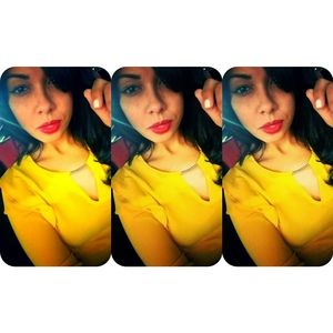 Meet your Posher, Moira